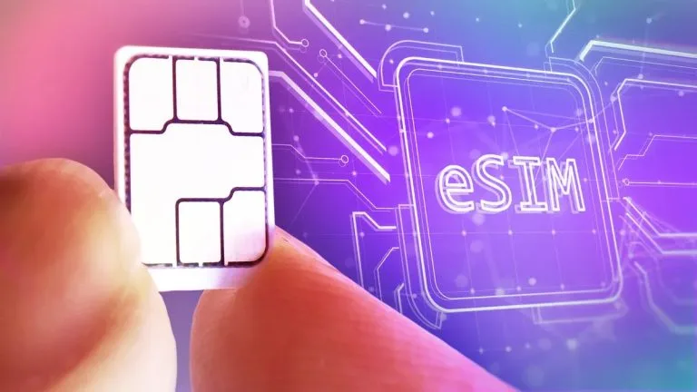 আপনার ফোনেও গোপনে নজরদারি? eSIM দুর্বলতায় ধরা পড়েছে ভয়ংকর ফাঁক! | Bug Mohol